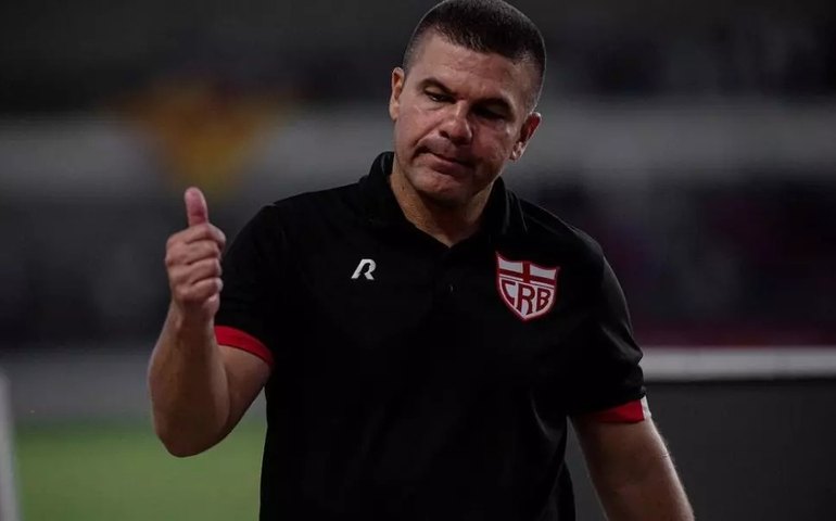 CRB busca a primeira vitória em casa na Série B, diante do Vila Nova