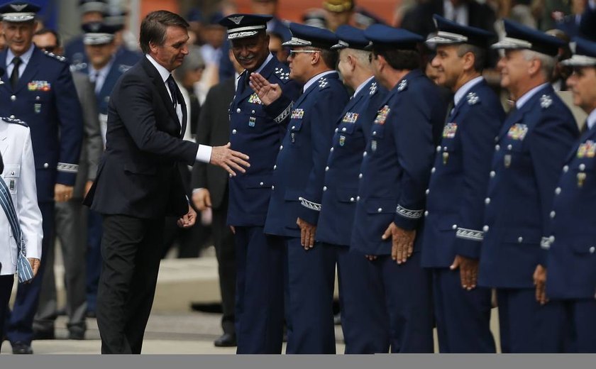 Presidente Bolsonaro participa de solenidade na Aeronáutica