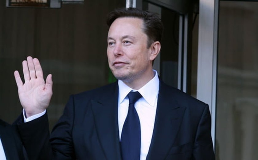 Elon Musk é de novo o 3º mais rico do mundo após Zuckerberg, do Facebook, perder US$ 20 bi