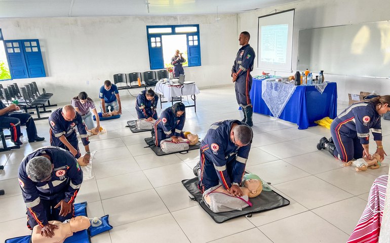 Socorristas da Base Descentralizada do Samu de Viçosa recebem treinamento em suporte à vida