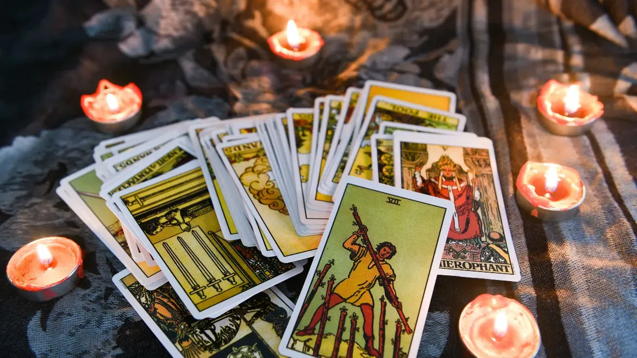 Tarot semanal: previsão para os signos de 31 de agosto a 06 de setembro de 2026