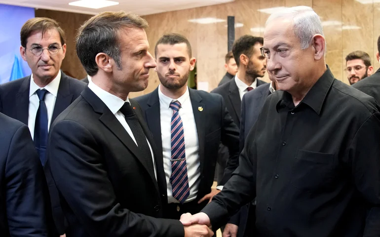 Macron propõe que coalizão anti-Estado Islâmico aja contra o Hamas