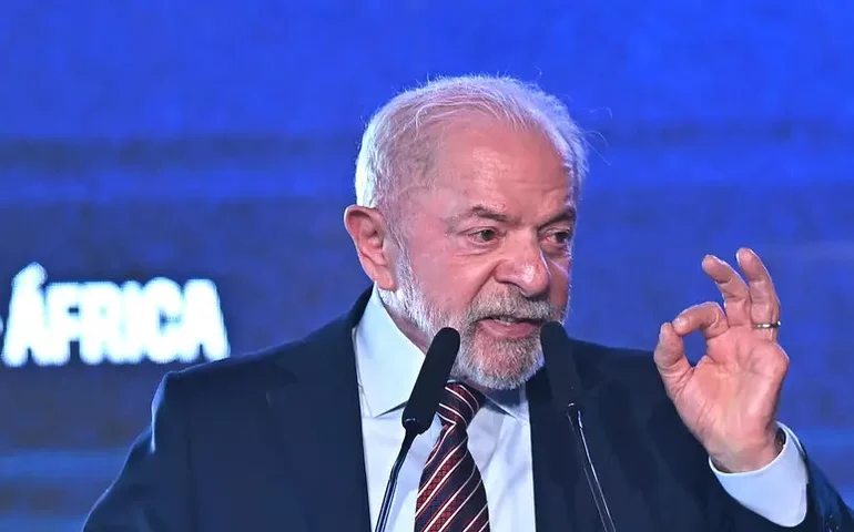Desaprovação ao governo Lula vai a 48%, ante 49% em maio
