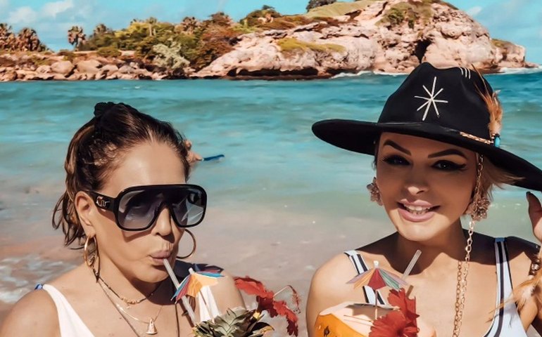 Nora de Susana Vieira abre álbum de viagem com a atriz pelas Bahamas: 'Minha bonequinha', elogia artista