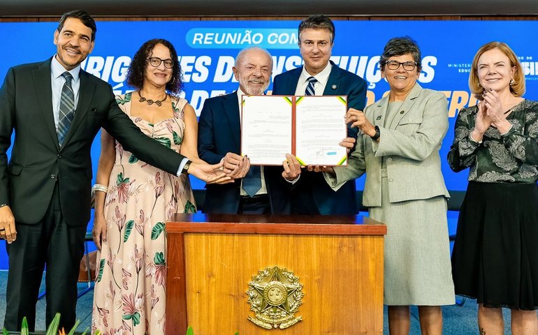 Decreto autoriza faculdades comunitárias a receberem recursos públicos