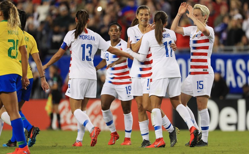 Jogadoras da seleção feminina dos EUA perde ação sobre igualdade de salários