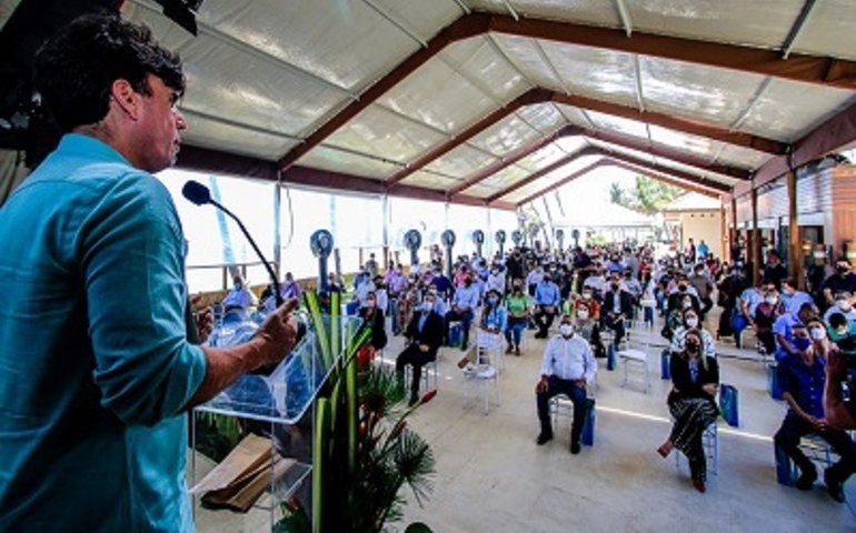 Presidente apresenta experiência do CONISUL no Encontro de Gestores Eleitos da AMA