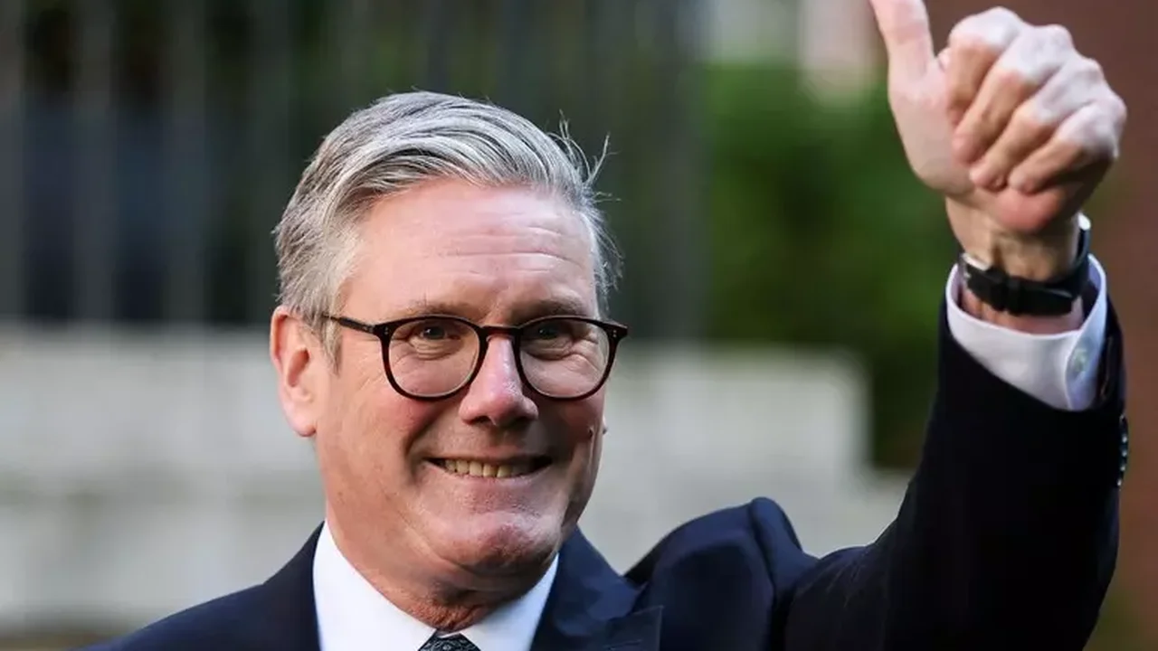 Starmer renuncia a cargo de deputado no Reino Unido e abandona política