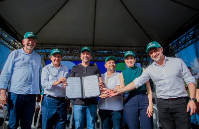 Ministro e governador lançam programa que vai beneficiar mais de sete mil agricultores em Alagoas
