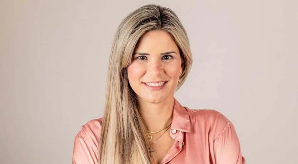 Cecília Herrmann se afastou do cargo de prefeita de Atalaia este ano. - Foto: Reprodução