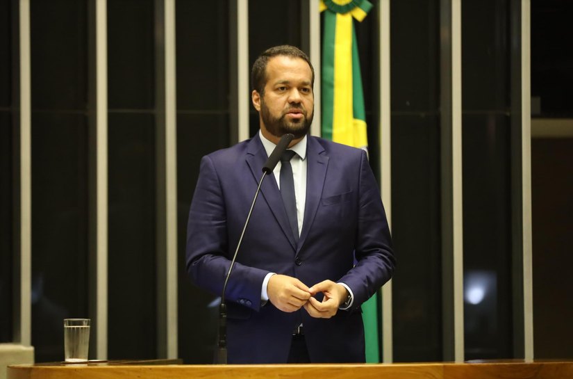 Em Brasília, secretário cita consulta pública e criação do Núcleo de Integridade como avanços na comunicação pública de AL