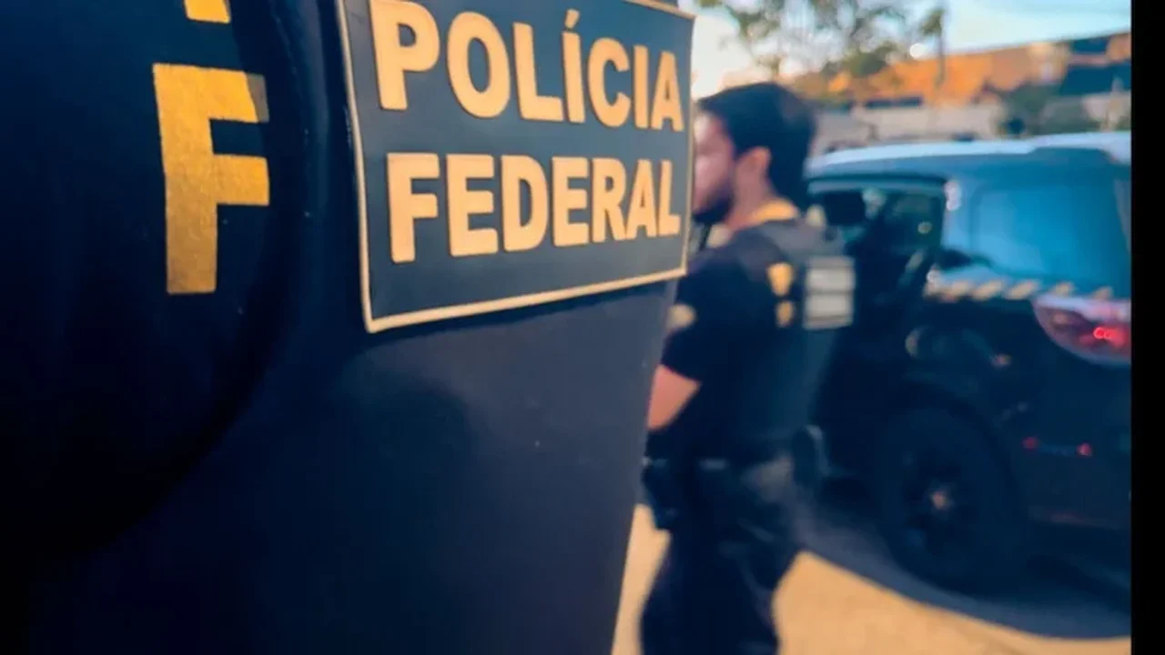PF cumpre 14 mandados contra desvio de recursos da saúde no Rio