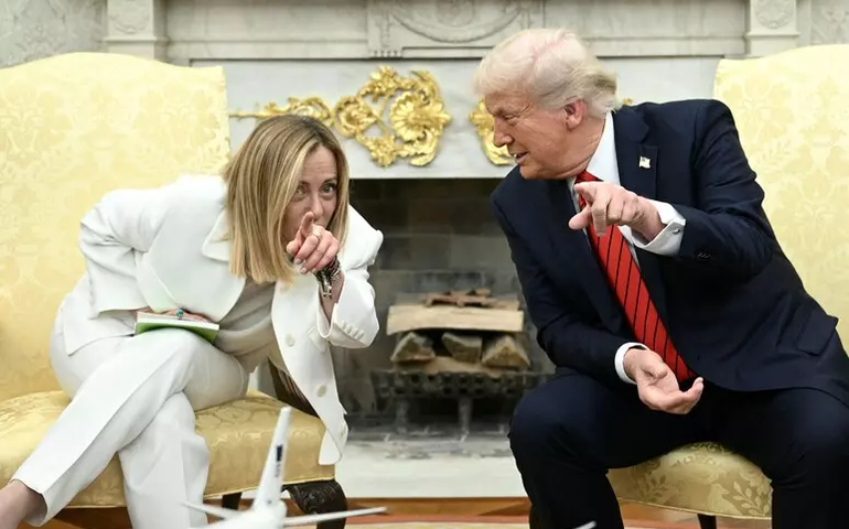 Meloni elogia Trump e garante que se encontrará com Leão XIV
