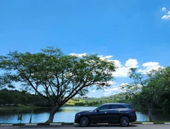 Mercedes-Benz GLC 300 4MATIC AMG Line entrega conforto para todos os ocupantes - Sérgio Dias (20).jpeg 