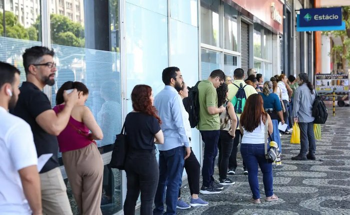 Prazo de 48 horas para recurso contra questões começa nesta terça