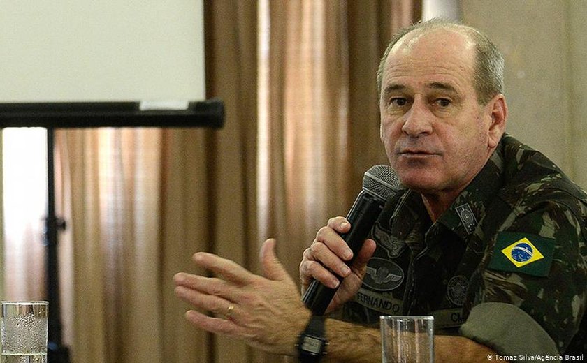 Forças Armadas obedecem à Constituição, diz ministro da Defesa