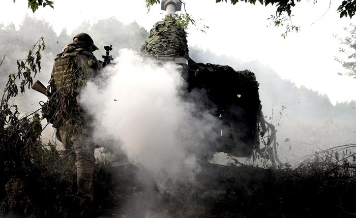 Agrupamento russo Sever elimina até 190 militares e 2 depósitos de munições do inimigo, diz MD