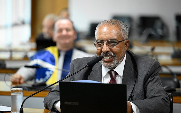 CDH aprova legendas descritivas para surdos nos cinemas