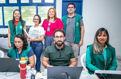 Moradores do Jacintinho recebem serviços do Cadastro Único