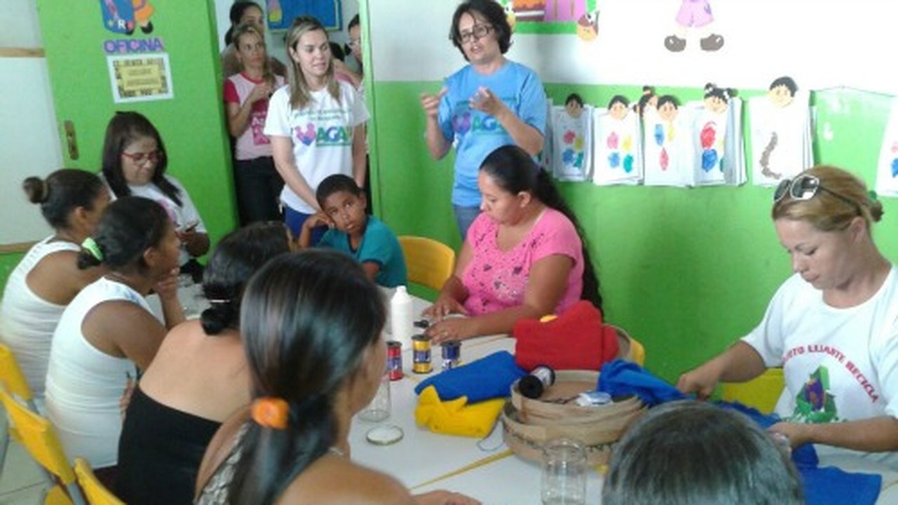 Arapiraca: Consultor da FMCSV ministra curso voltado para primeira infância