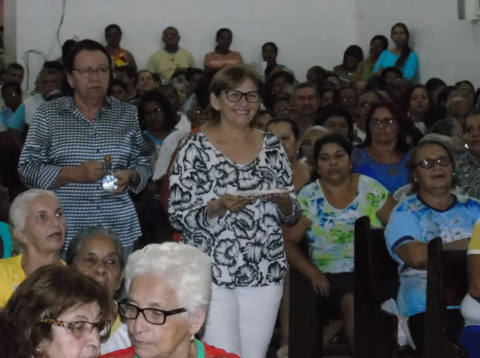 Eliza Alves participa da festa de Nossa Senhora da Conceição