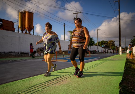 Rua Aberta no Osman Loureiro atrai moradores para prática esportiva e lazer no Clima Bom