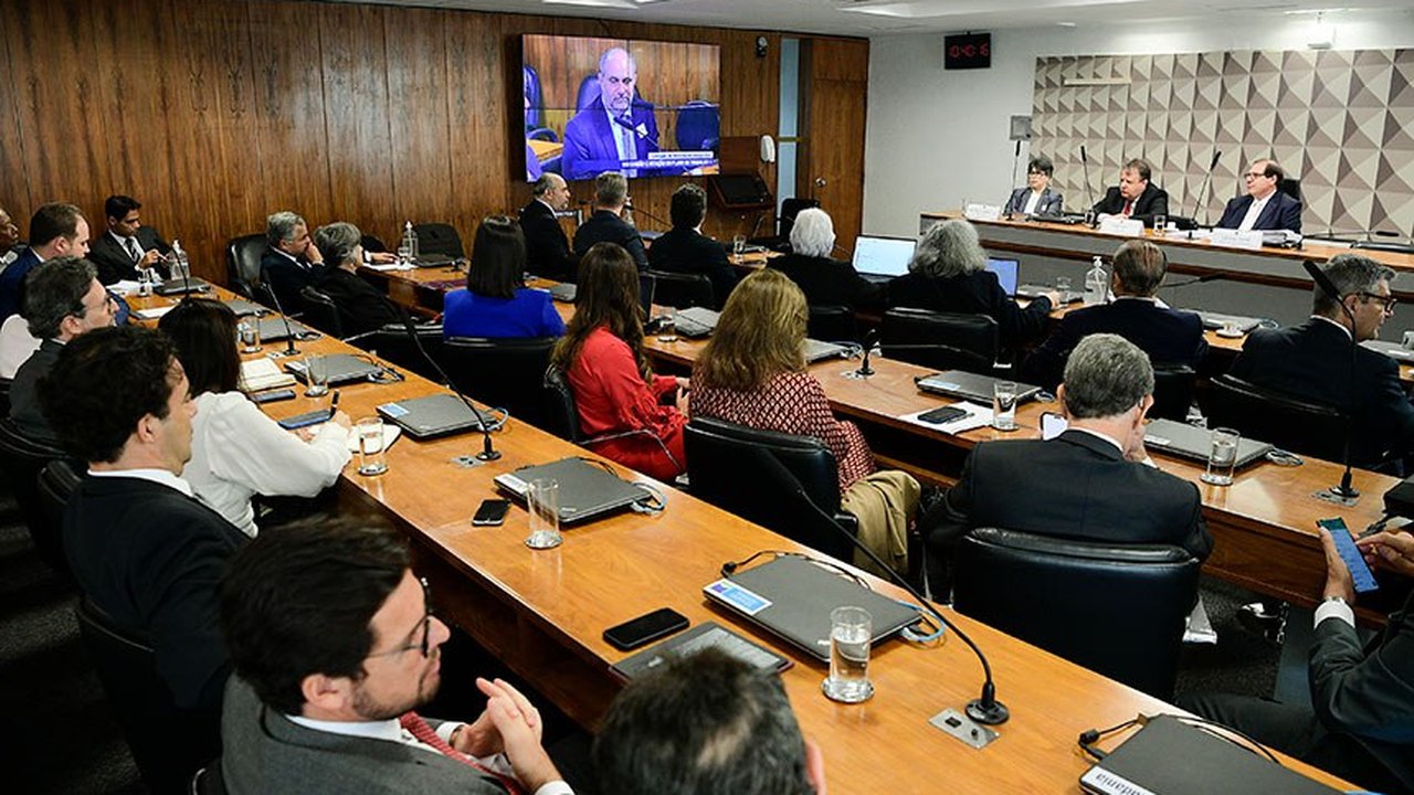 Comissão de juristas que atualiza Código Civil aprova plano de trabalho