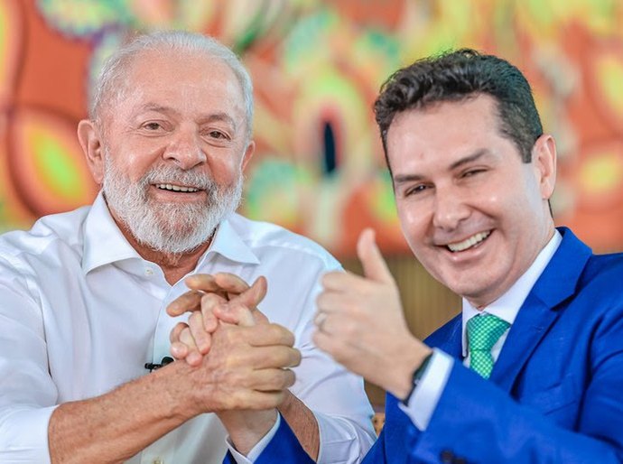 “Todo mundo fica feliz quando tem casa”, diz Lula em entrega de moradias do MCMV