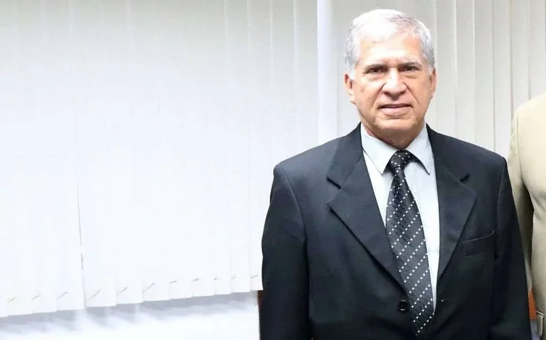 Juíza condena desembargador a pagar R$ 1,5 milhão por má-fé em ação e o acusa de intimidação