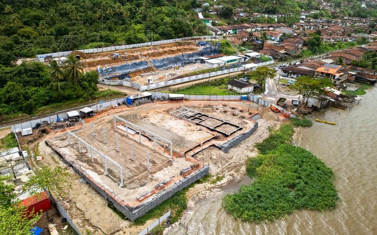 Construção do Centro de Apoio a Pescadores avança nos Flexais