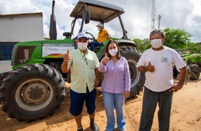 Prefeita Christiane Bulhões faz balanço da gestão na Secretaria de Desenvolvimento Rural