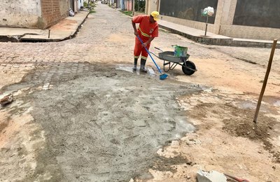Prefeitura de Palmeira inicia Operação Tapa-Buracos em vários pontos da cidade