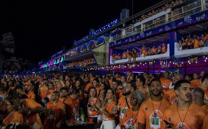 Deputado lança frente parlamentar em defesa do samba