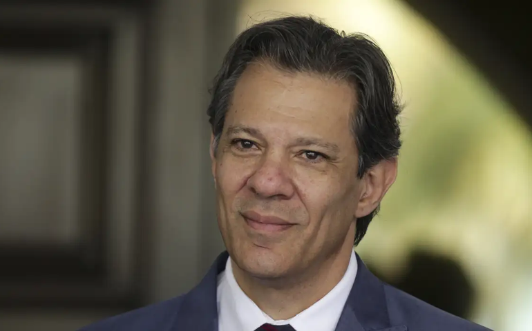 Haddad: Reforma do IR não terá impacto fiscal; quem ganha mais de R$ 50 mil pagará pouco mais