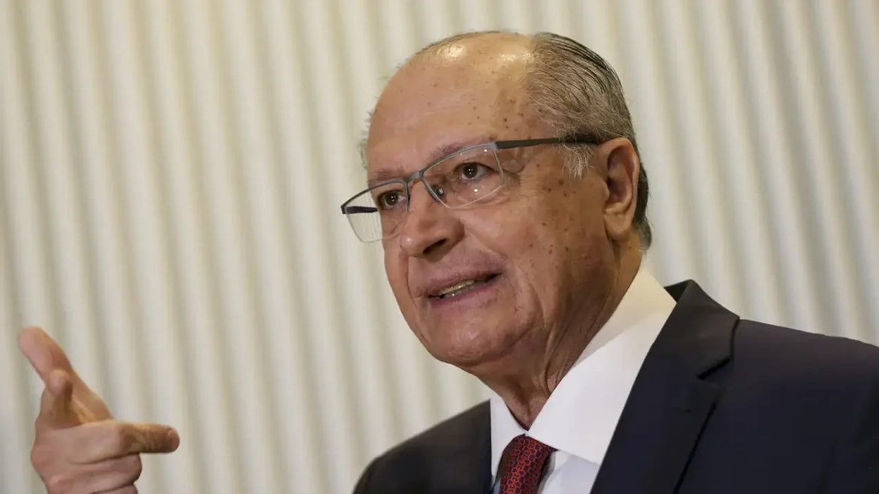 Alckmin defende independência da PF e diz que Lula conduzirá crise com Jaques Wagner