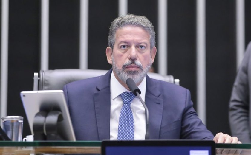 Câmara exclui trecho de vídeo em que Felipe Neto chama Arthur Lira de 'excrementíssimo'