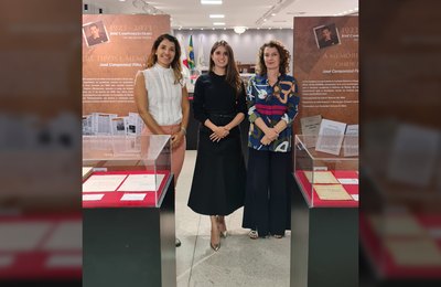 Promotora de justiça realiza visita ao CEAF com o objetivo de realizar intercâmbio de conhecimento