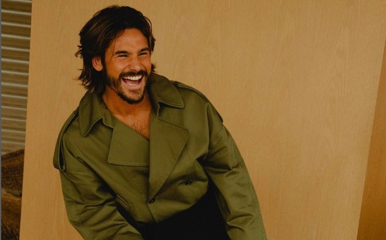 De megahair em ‘Mania de você’, Nicolas Prattes já passou por várias mudanças visuais; veja fotos