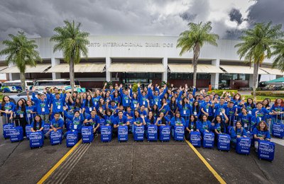 Alunos do Daqui Pro Mundo embarcam para intercâmbio após cerimônia de despedida nesta quinta