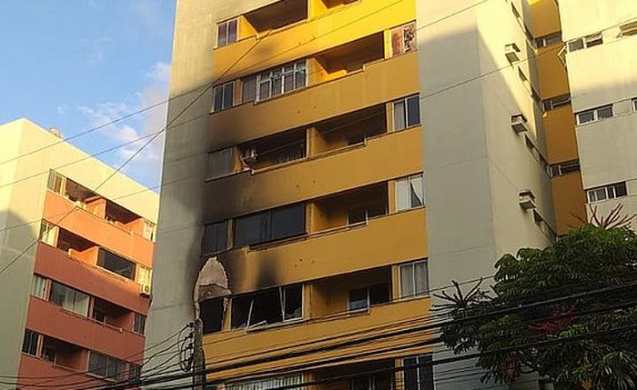 Apartamento pegou fogo