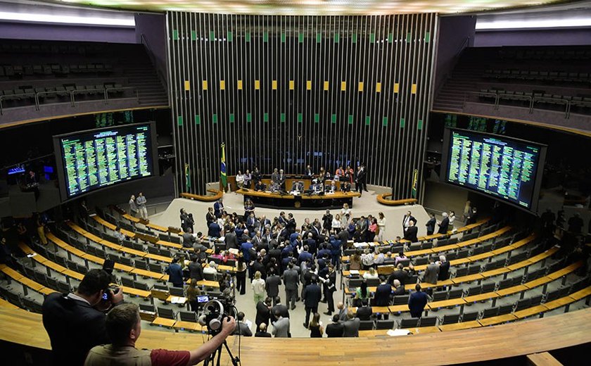Cai veto sobre atualização da tabela de cartórios no DF