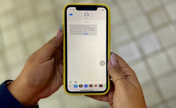População cadastrada no sistema de alerta recebe mensagem de texto por SMS