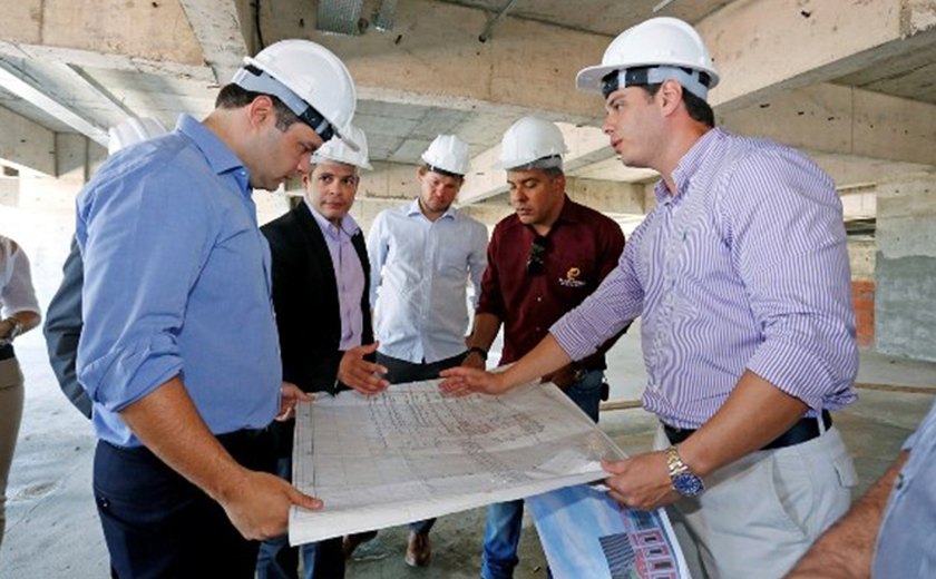 Governador visita obras que impulsionam Polo de Tecnologia em Alagoas