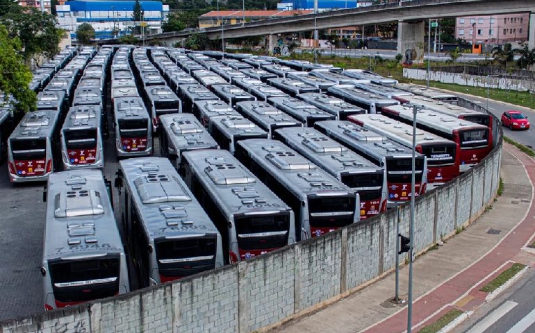 Greve de ônibus afeta circulação de linhas na zona leste de São Paulo