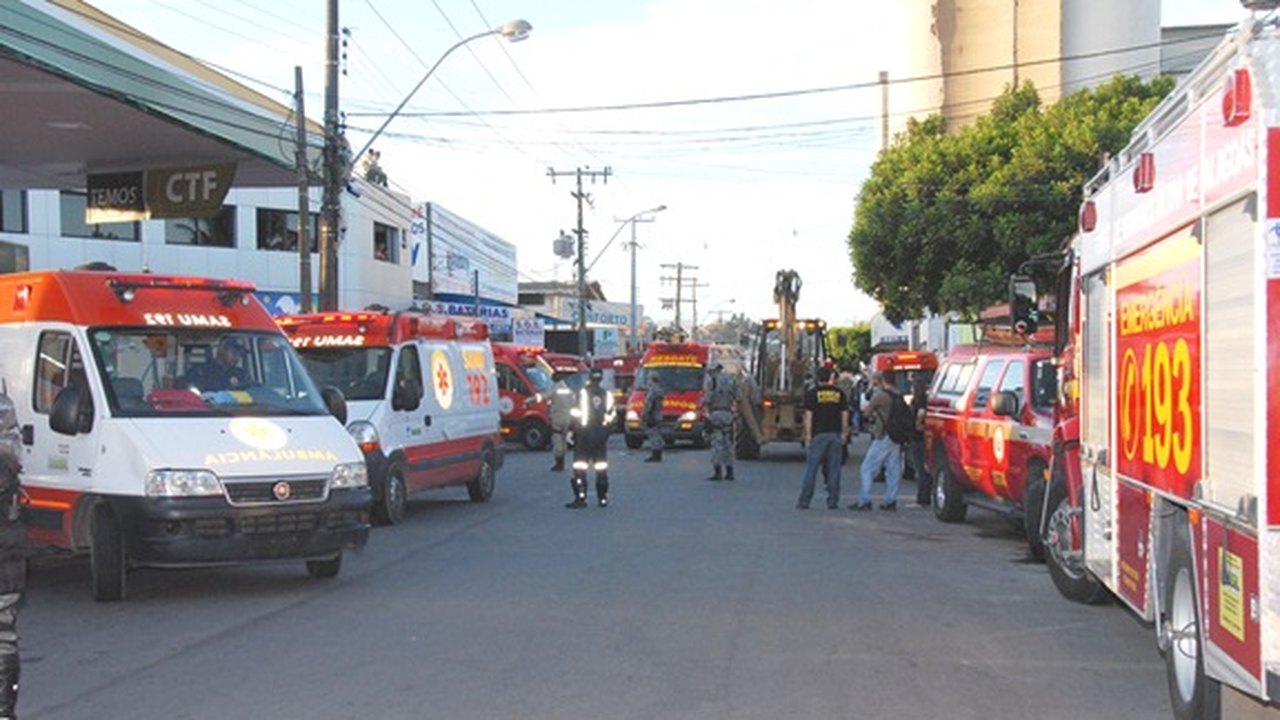 Moinho Motrisa: Equipes de salvamento prestam socorro a vítimas do acidente