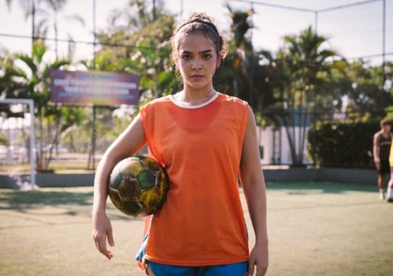 Mel Maia se despede das filmagens de “Apenas 3 Meninas”, que traz drama, luta e transformação social