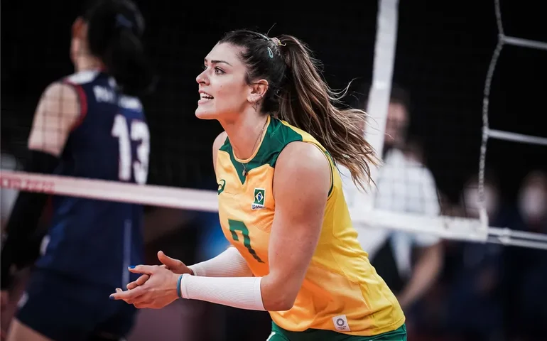 Rosamaria quer usar Liga das Nações para seleção 'se fortalecer' na busca por ouro olímpico