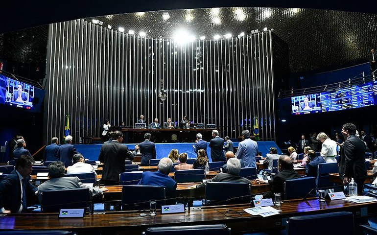 Sessão de homenagem à Abrajet destaca papel do jornalismo de turismo no Brasil