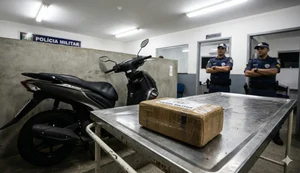 Golpe no tráfico: PM apreende R$ 50 mil em cocaína pura em Arapiraca; droga era trazida do Paraguai