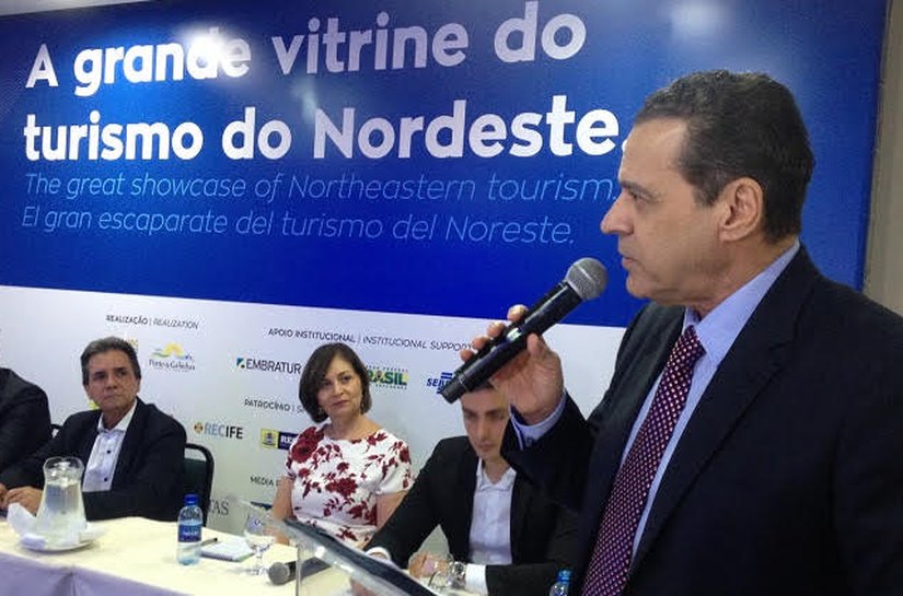 Turismo é plataforma para desenvolvimento do país, diz ministro
